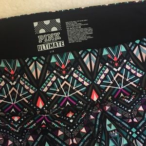 Pink brand ultimate leggings large